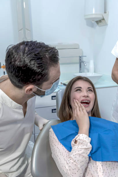 Best Dentist for Tooth Abscess  in Machesney Park, IL